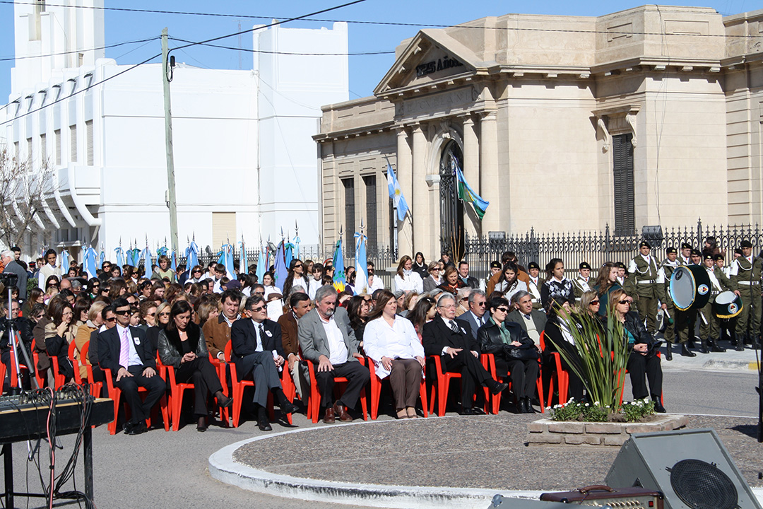 escuela nº 1 carhue  125 aniversario 