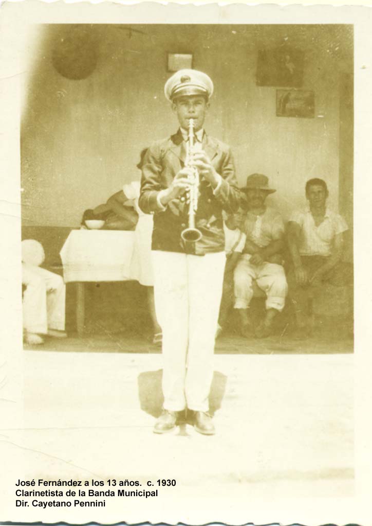 BANDA MUNICIPAL CARHUE VASCO FERNANDEZ