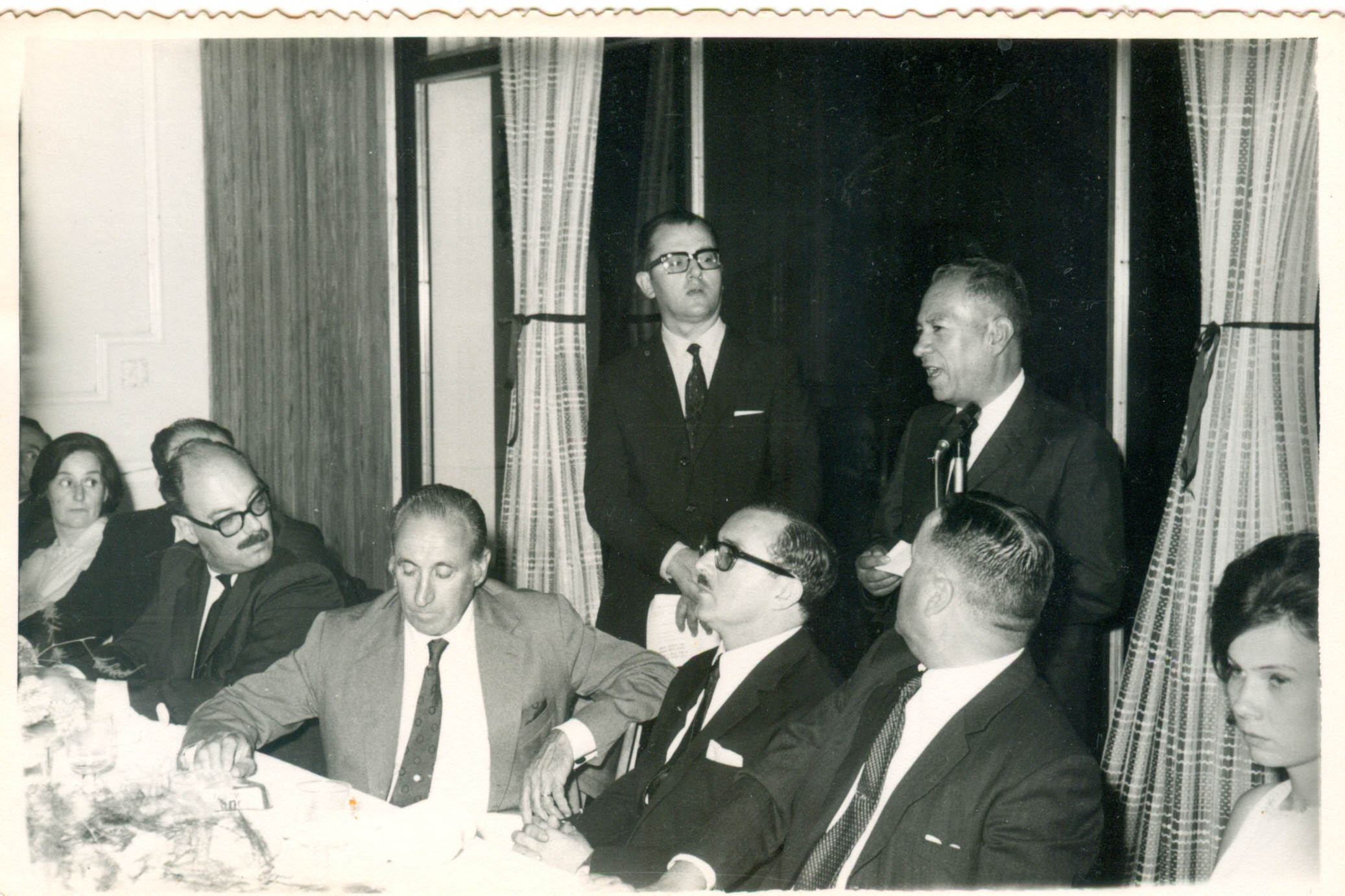 1969. Momentos del 1er congreso latino de Termalismo en Epecuen TALASOTERAPIA TERMALISMO EPECUEN 1969