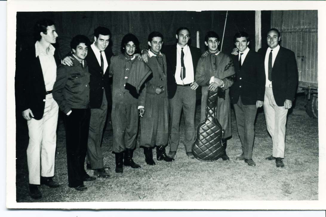 LOS CARAHUE GRUPO FOLKLORICO CARHUE