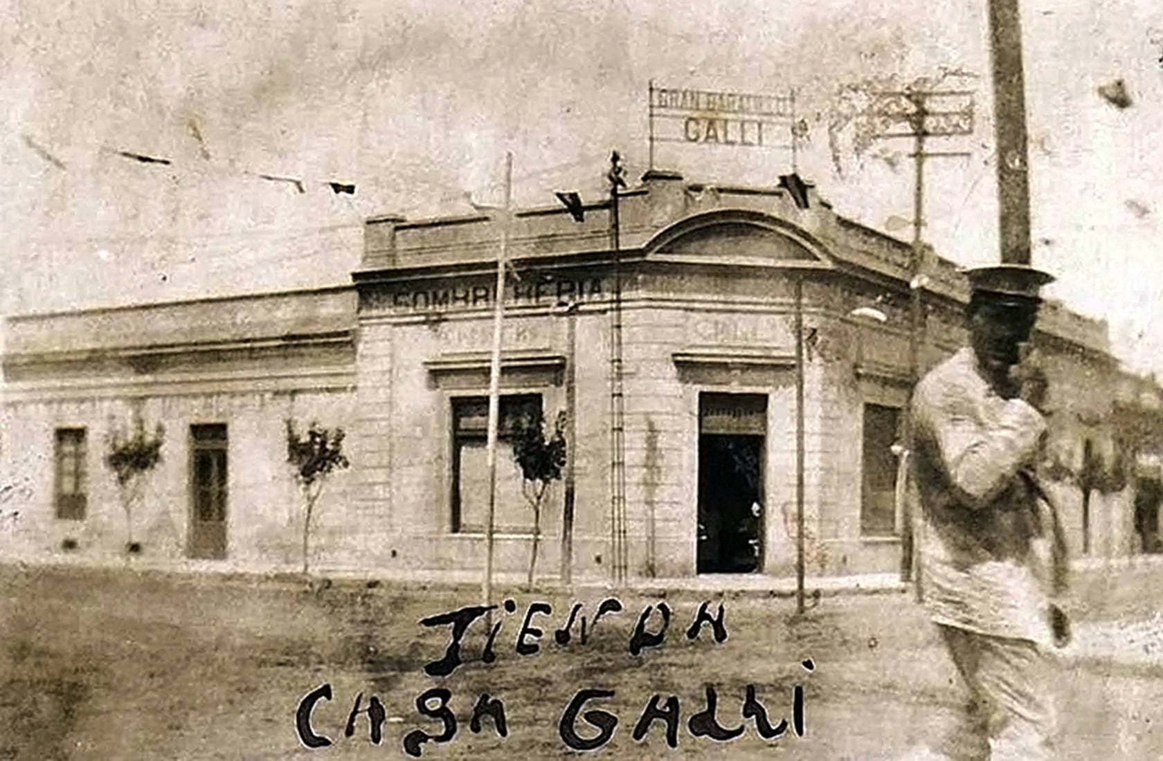 1927 CASA GALLI CASA GALLI CARHUE TIENDA