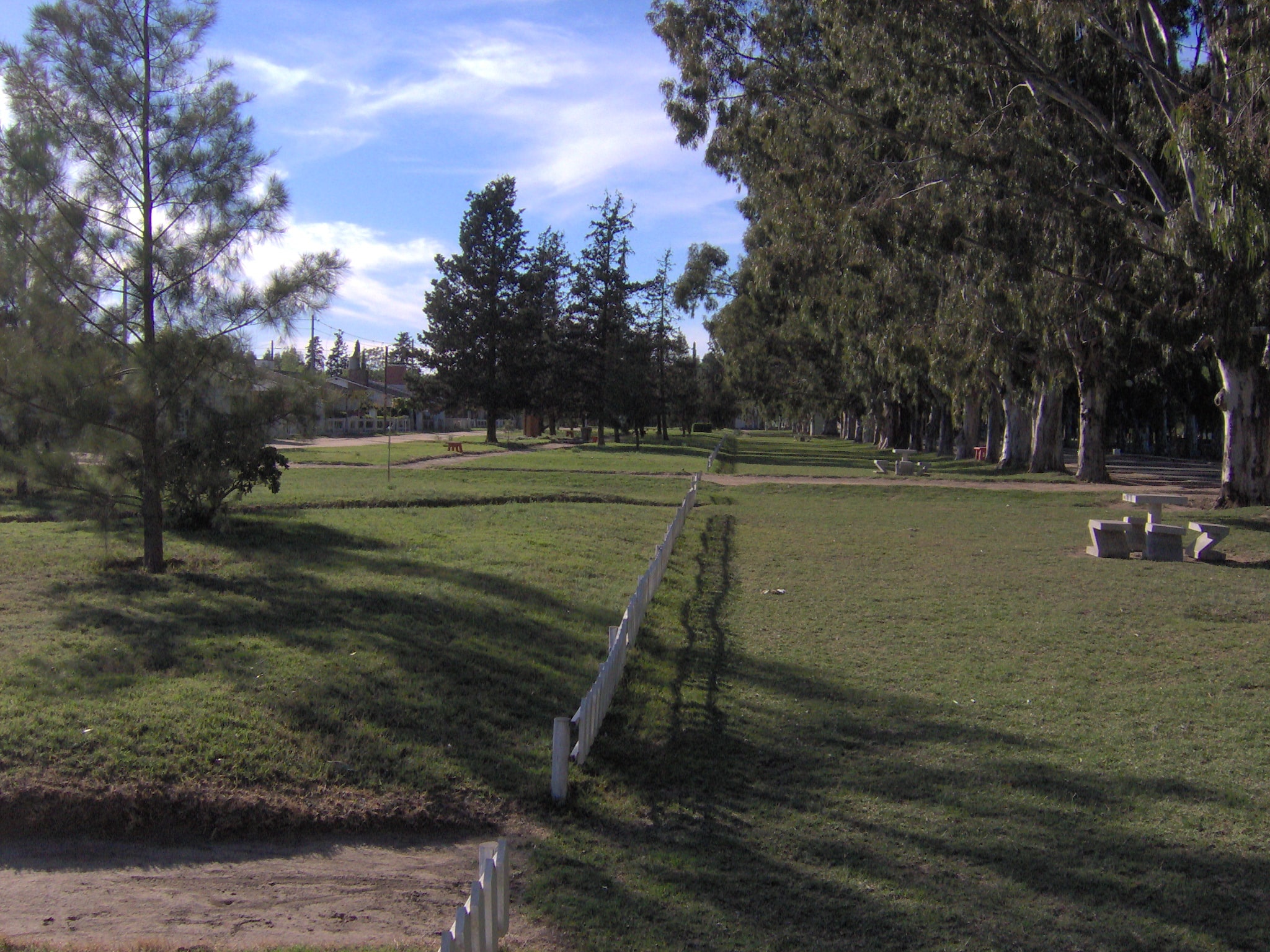 monolito plazoleta Alonso 2005 