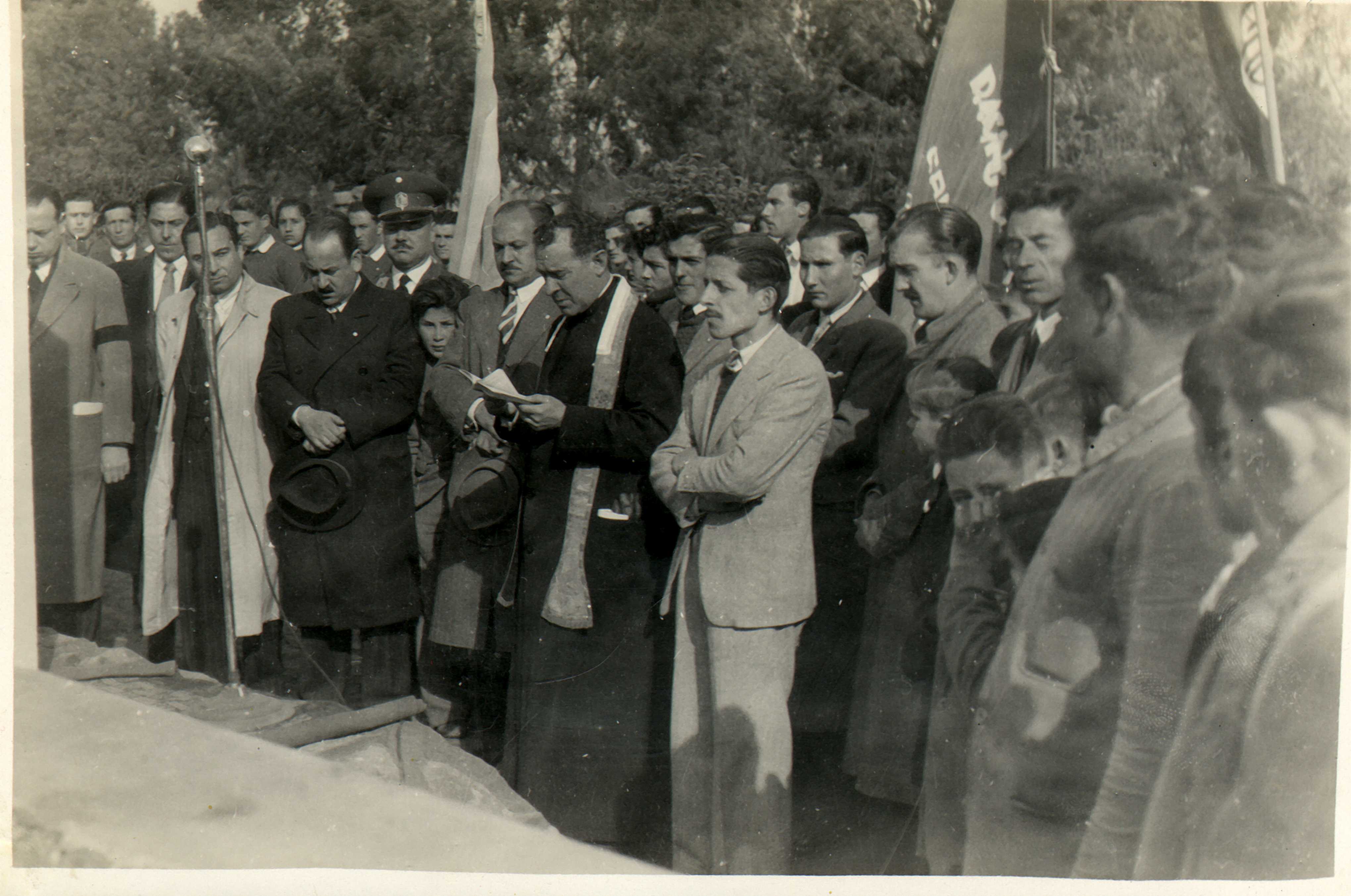 AMADEO ALVAREZ CURA 