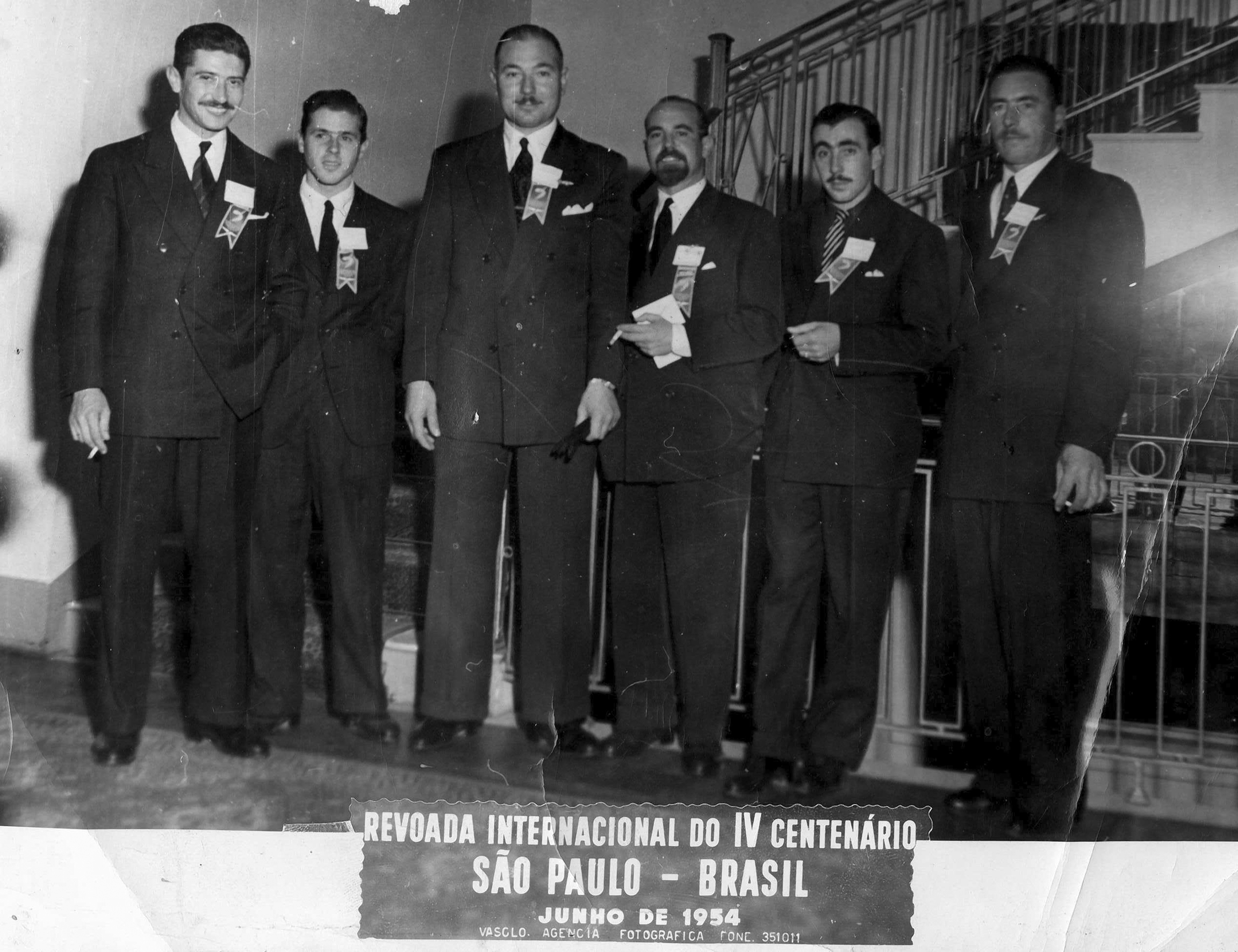 En 1954 un grupo del Aero Club viajó en travesía a Brasil. 