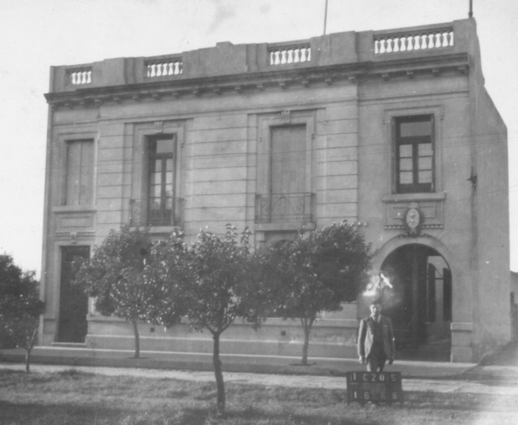 COMISARIA CARHUE EDIFICIO 1931