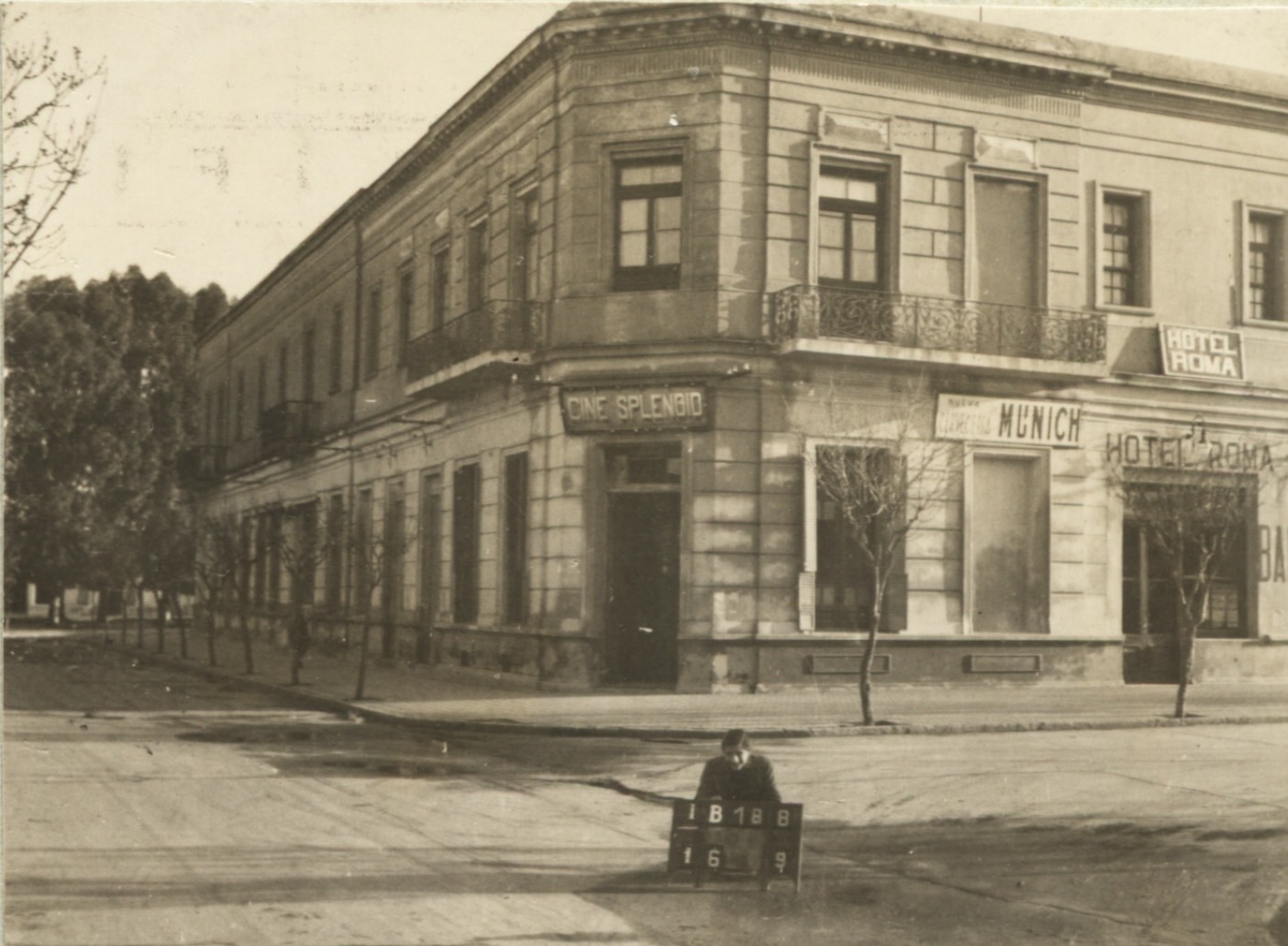 CINE SPLENDID CARHUE