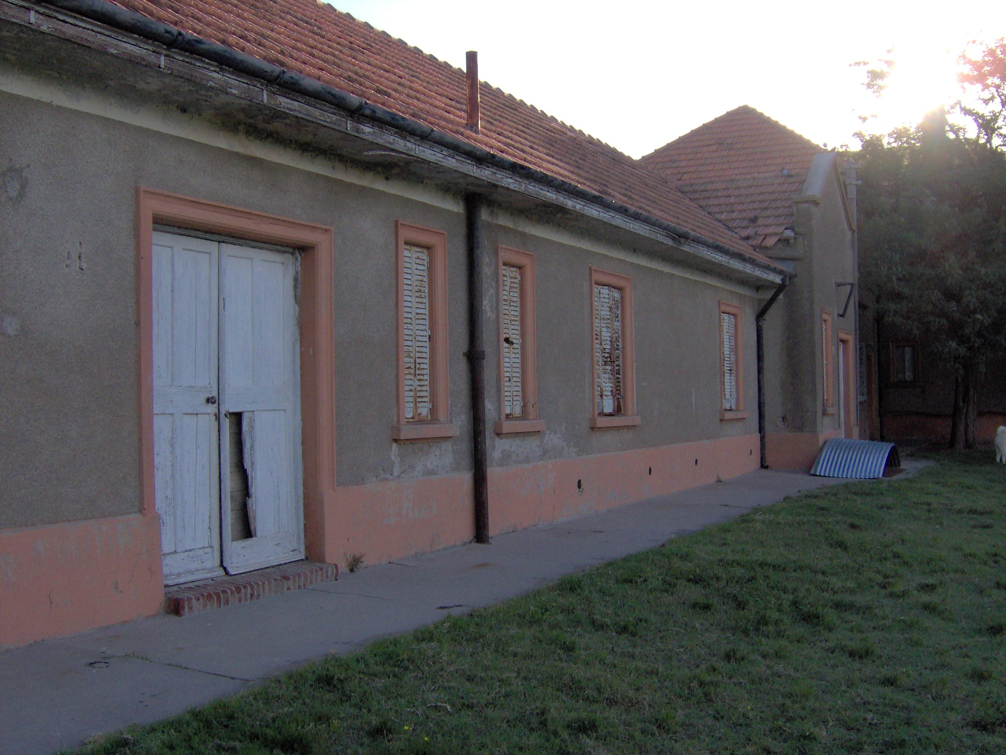RAMAL CARHUE-RIVERA FERROCARRIL SUD estación Vatteone 