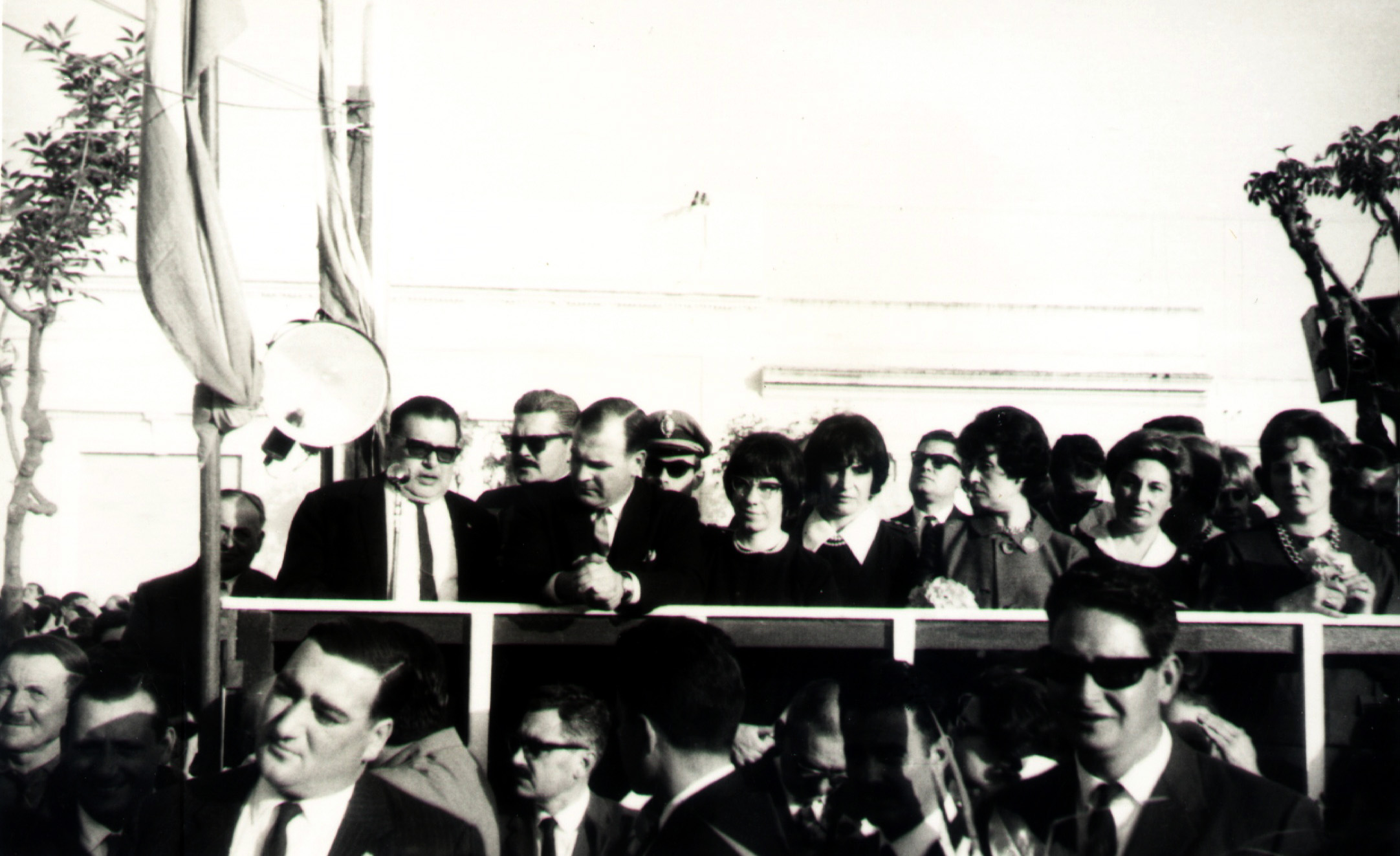 MONUMENTO MADRE CARHUE Ángel Muñiz Alique Chiodi intendente