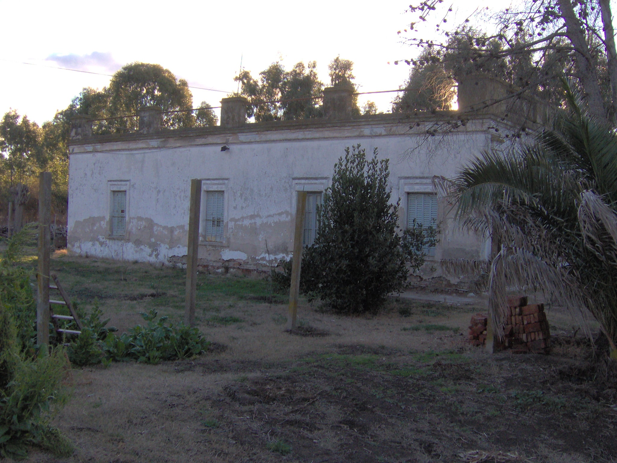 LA POCHA CASONA CARHUE BERNE ESCRIBANO