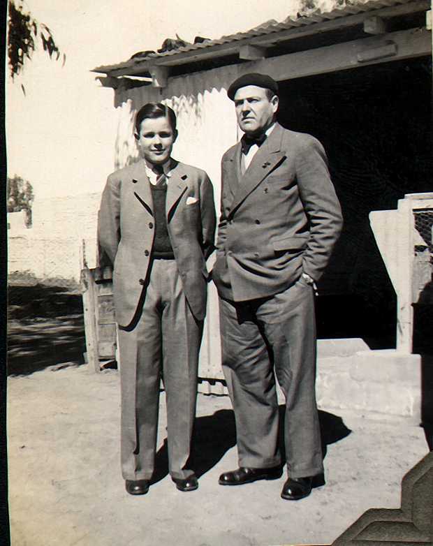 Pedro M. Narbaitz y Guillermo Narbaitz hijo