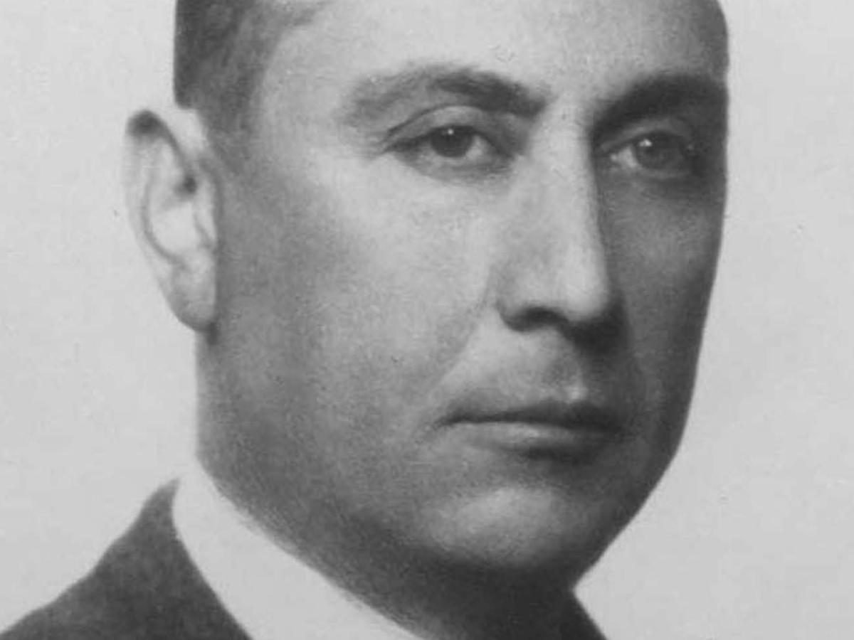 Victor Mansueto De la Fuente